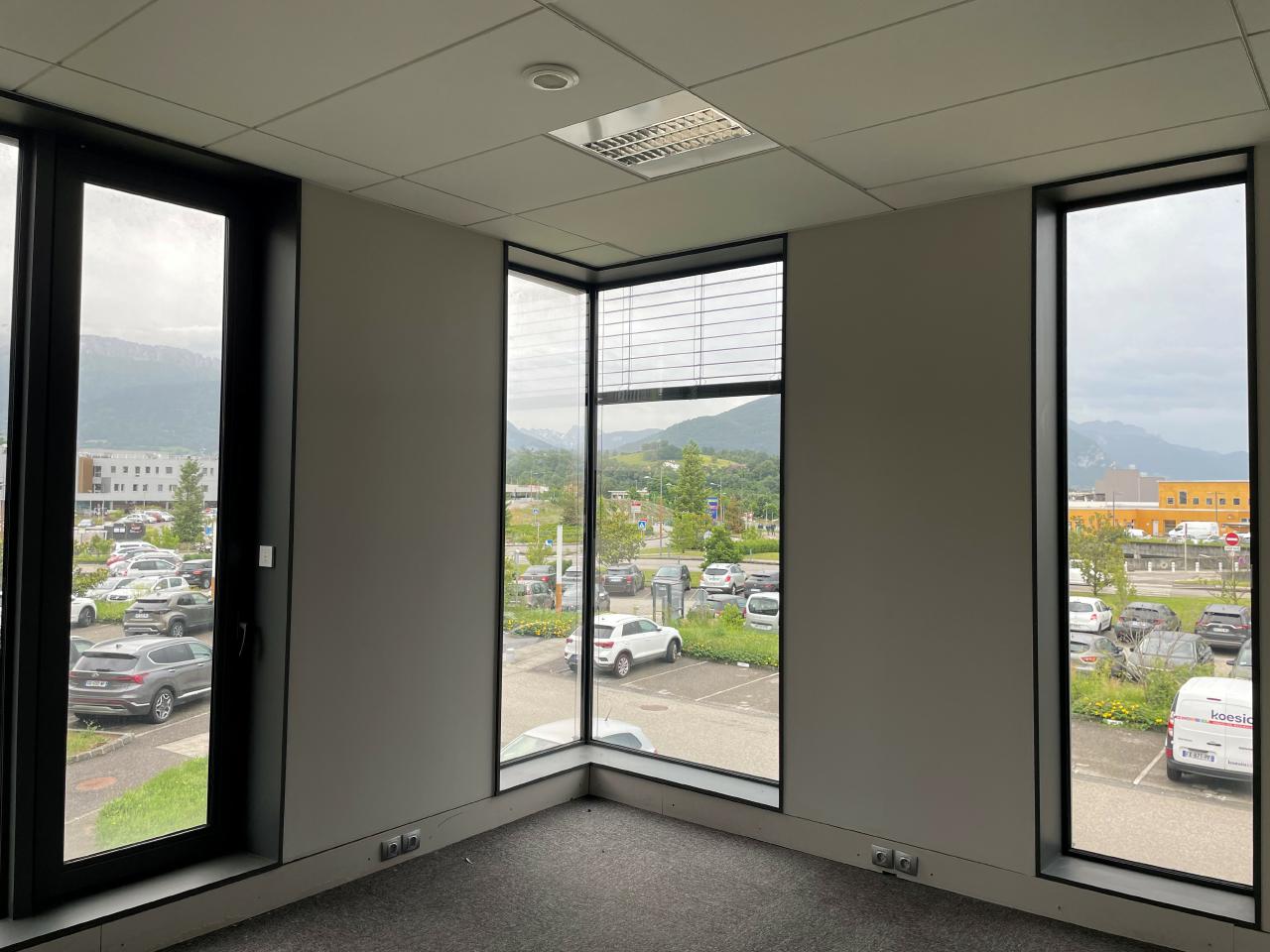 Bureau Epagny Metz-Tessy 1185m² Vente bureau Epagny Metz-Tessy Haute-Savoie OVBUR2426984 16